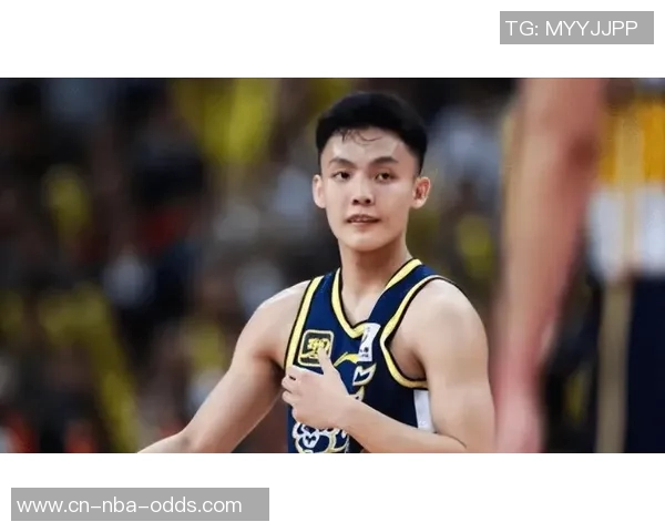 胡明轩强势复出携手徐杰合力砍下28分12助攻带队大胜卫冕冠军